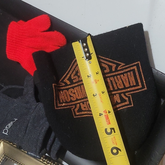 Toddler beanie, toddler mittens and red gloves. Winter gear Toddler - Picture 13 of 16